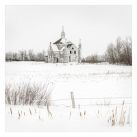 Beautiful Ukrainian Church Abandoned
