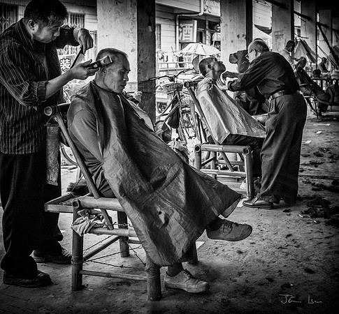 Close Shave, B&W