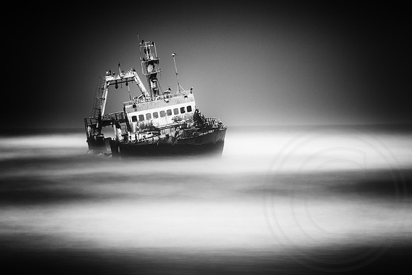 Skeleton Coast Aground B&W
