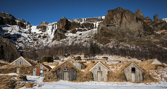 Turf Buildings, Nupsstaour