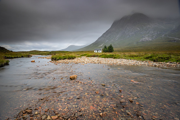 Lagangarbh Hut with Buachaille Etive Mor behind