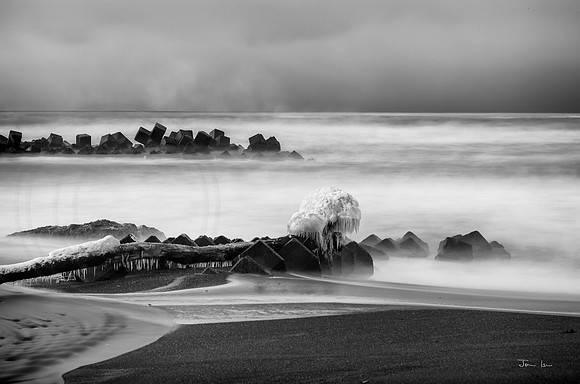 Caught in the Sea Defences